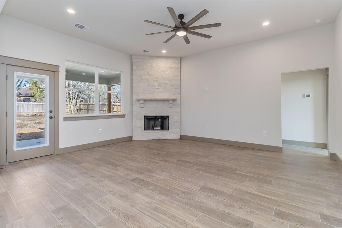 Primary bedroom at 19 Summertime Cir - 3 bed 2 bath home