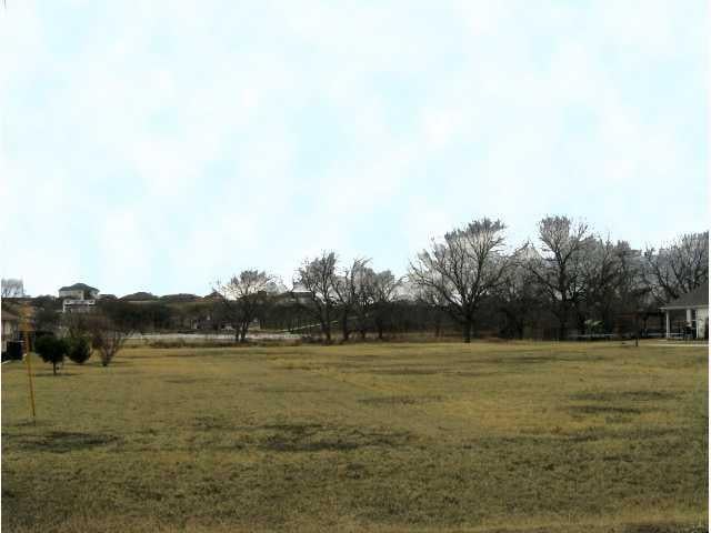 View 190 Brushy Creek TRL 190 Brushy Creek TRL - property photo 1 - Luxury lot in Hutto, TX