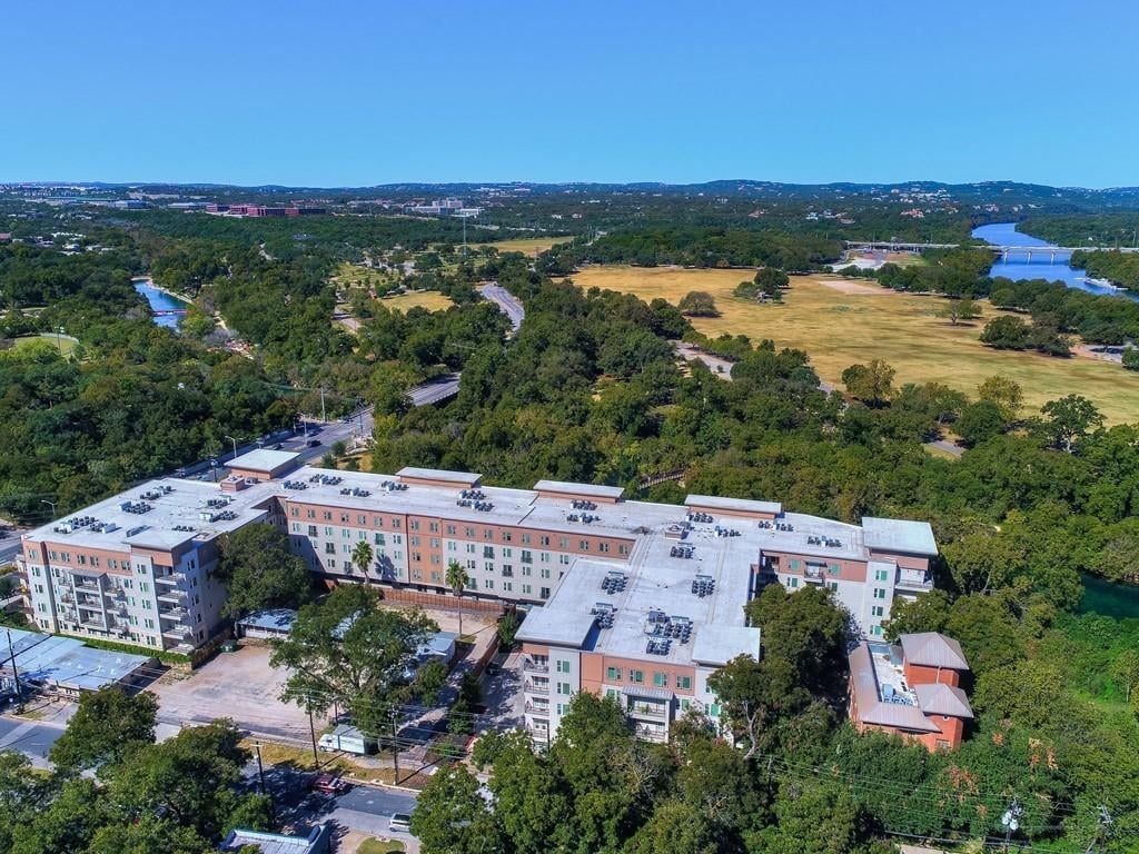 View 1900 Barton Springs RD Unit #1042 in Zilkr on the Park Condominiums 1900 Barton Springs RD Unit #1042 - property photo 1 - Luxury home in Zilkr on the Park Condominiums, Austin, TX