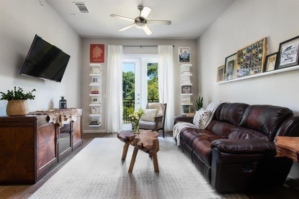 View 1900 Barton Springs RD Unit #2024 in Zilker Park Residences , Zilkr on the Park Condomi 1900 Barton Springs RD Unit #2024 - front exterior - Luxury home in Zilker Park Residences , Zilkr on the Park Condomi, Au...