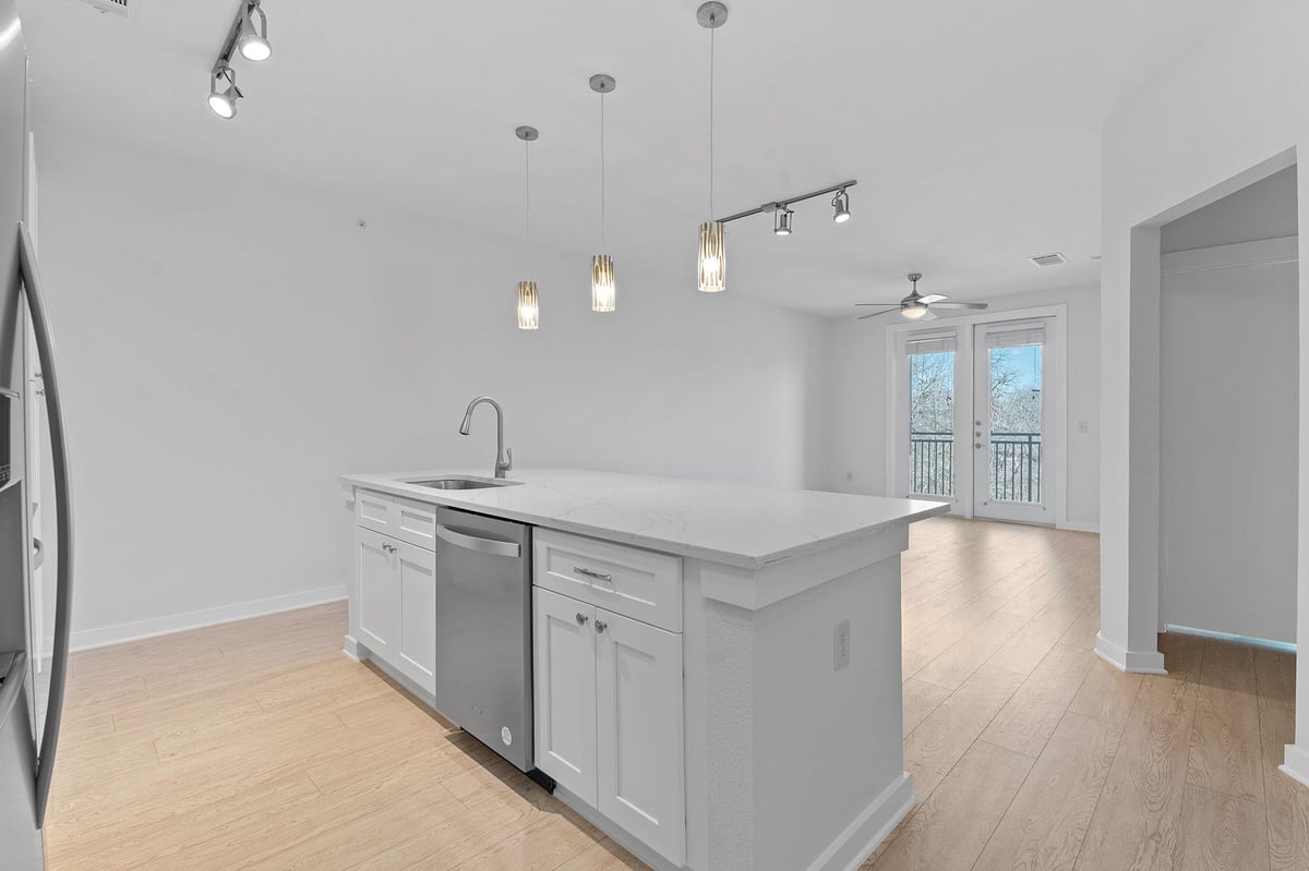 View 1900 Barton Springs RD Unit #3022 in Zilkr/Pk Condos 1900 Barton Springs RD Unit #3022 - front exterior - Luxury home in Zilkr/Pk Condos, Austin, TX