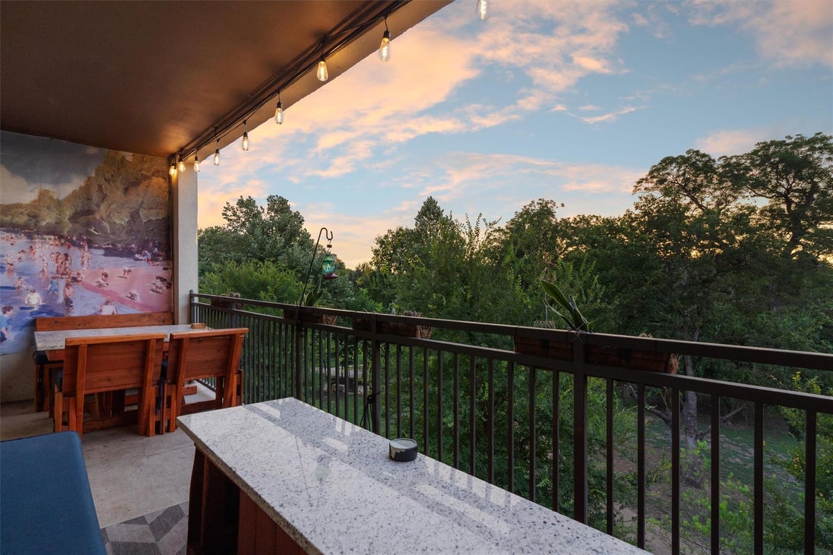 View 1900 Barton Springs RD Unit #3026 in Barton Hills 1900 Barton Springs RD Unit #3026, photo 1, Barton Hills, Austin, TX
