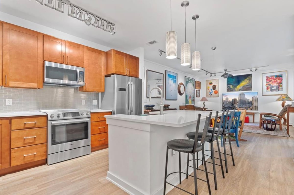 Living area at 1900 Barton Springs Rd Unit #3031 - 1 bed 1 bath home