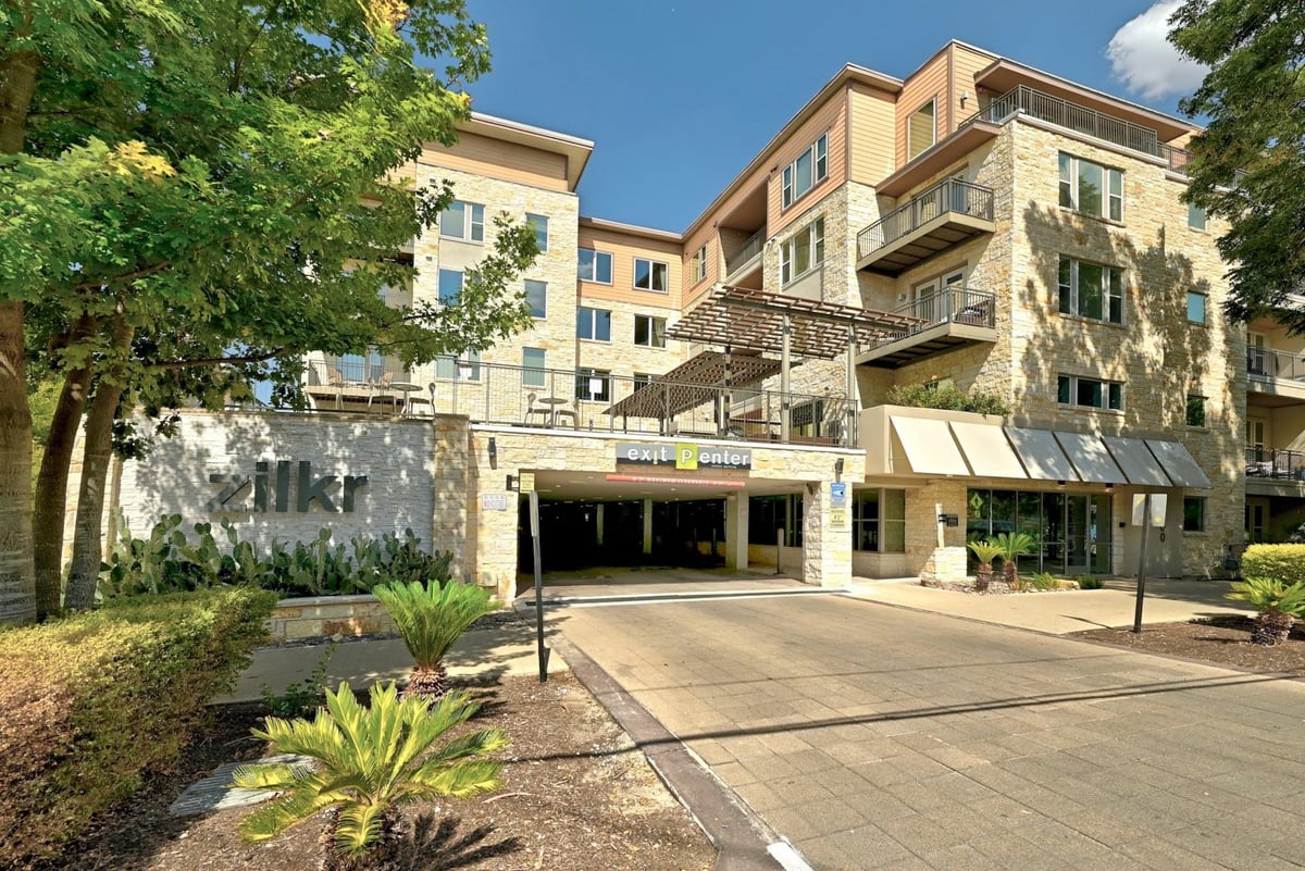 View 1900 Barton Springs RD Unit #4023 in ZILKR ON THE PARK CONDOMINIUMS 1900 Barton Springs RD Unit #4023 - property photo 1 - Luxury home in ZILKR ON THE PARK CONDOMINIUMS, Austin, TX