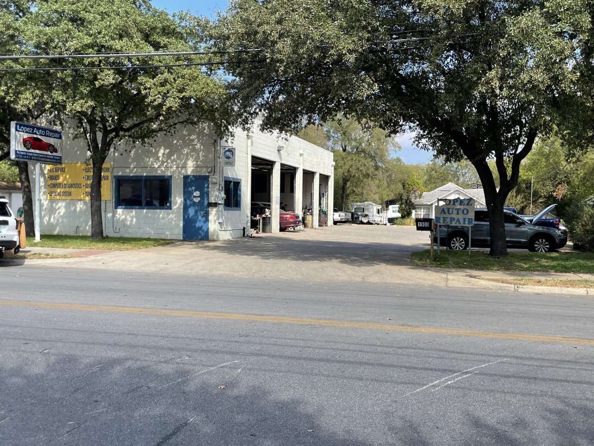 1900 Fortview Rd - front exterior - Luxury home in Low Theodore Heights, Austin, TX