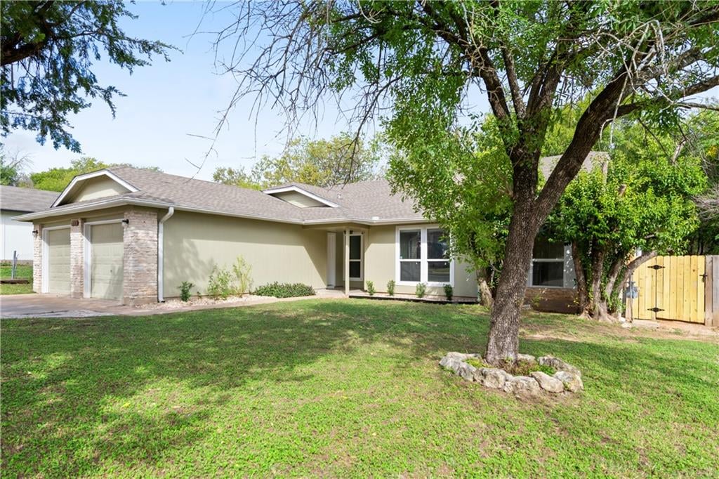 View 1900 Gracy Farms Ln in Quail Hollow Sec 07 1900 Gracy Farms Ln - front exterior - Luxury home in Quail Hollow Sec 07, Austin, TX