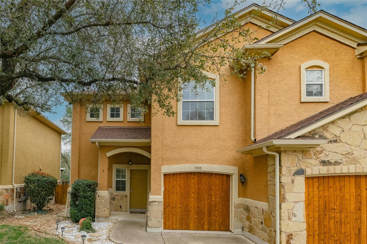 View 1900 Jentsch CT Unit #A in Mira Monte Twnhms 1900 Jentsch CT Unit #A - property photo 1 - Luxury home in Mira Monte Twnhms, Austin, TX