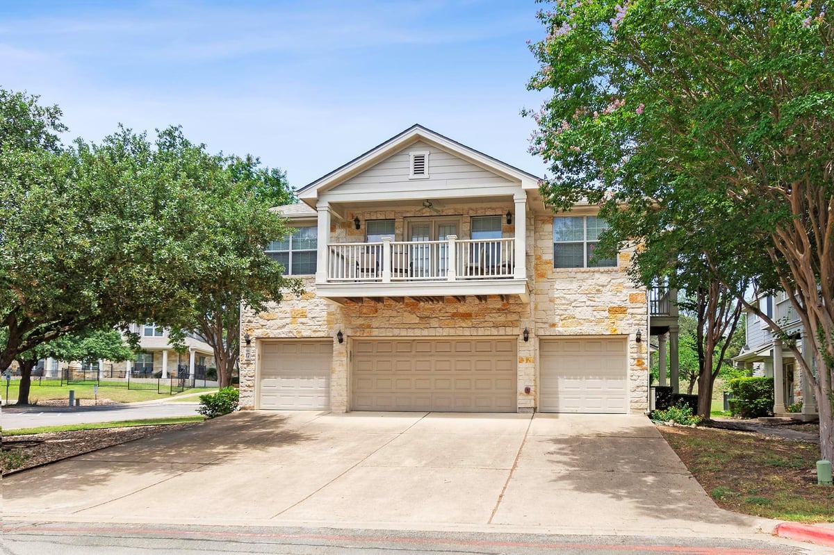 View 1900 Scofield Ridge Pkwy Unit #1703 in Scofield Ridge Condo Amd 1900 Scofield Ridge Pkwy Unit #1703 - front exterior - Luxury home in Scofield Ridge Condo Amd, Austin, TX