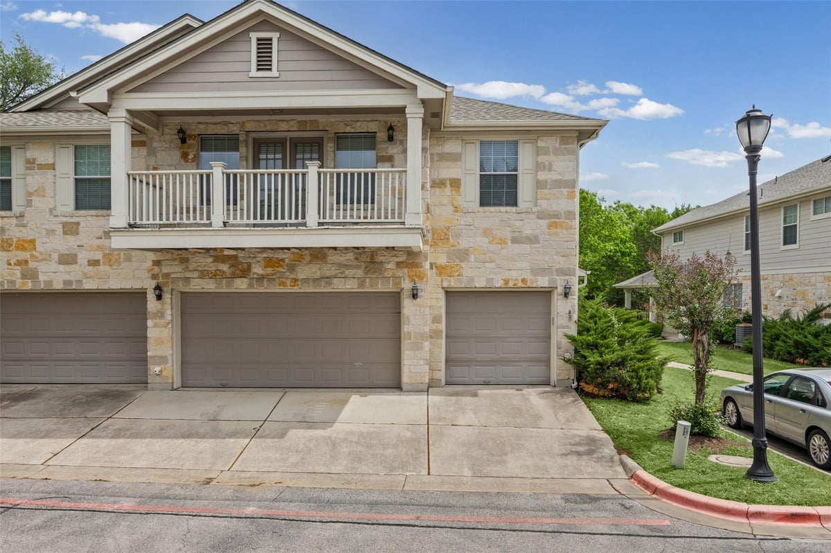 View 1900 Scofield Ridge PKWY Unit #503 in Scofield Ridge Condo Amd 1900 Scofield Ridge PKWY Unit #503 - front exterior - Luxury home in Scofield Ridge Condo Amd, Austin, TX