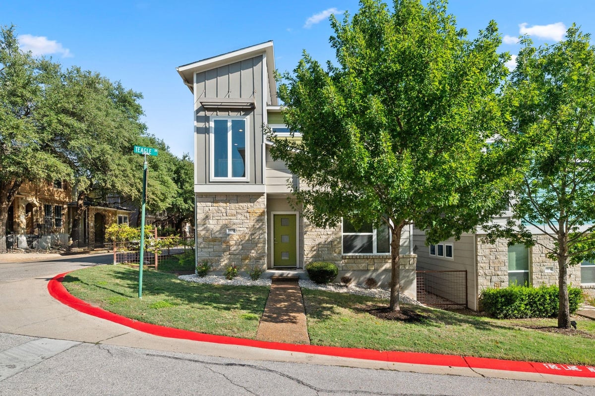View 1900 Teagle Dr in Edgewick Condo 1900 Teagle Dr - front exterior - Luxury home in Edgewick Condo, Austin, TX