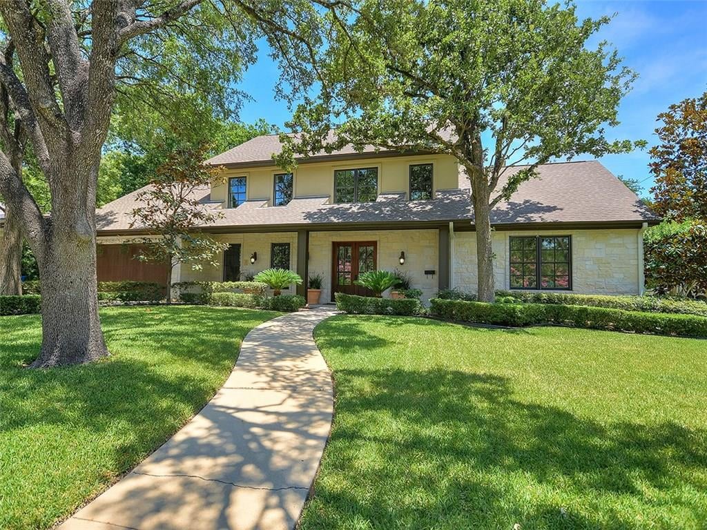 View 1901 Hill Oaks Ct in Tarrytown 1901 Hill Oaks Ct - property photo 1 - Luxury home in Tarrytown, Austin, TX