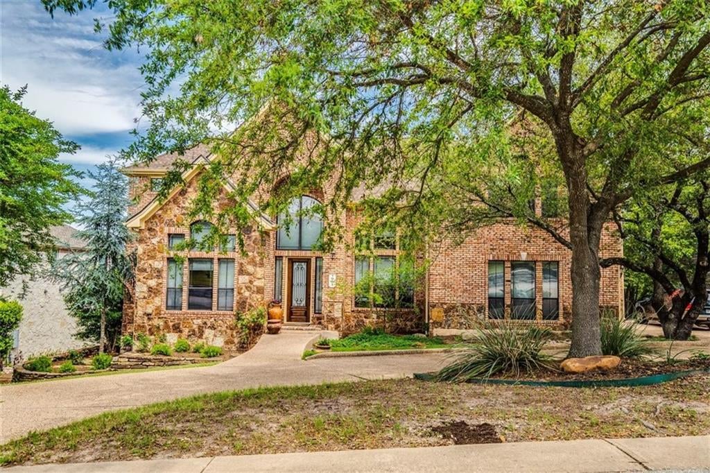View 1901 Resaca BLVD in Lake Pointe Sec 08 1901 Resaca BLVD - front exterior - Luxury home in Lake Pointe Sec 08, Austin, TX