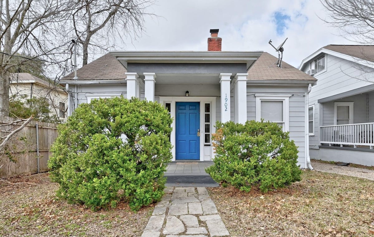 View 1902 David St Unit #A in Carrington 1902 David St Unit #A - front exterior - Luxury home in Carrington, Austin, TX