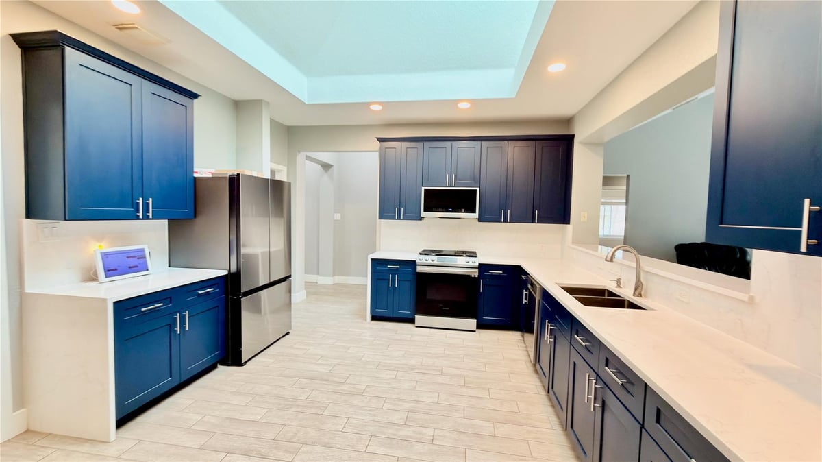 Living area at 1902 Overland Dr - 4 bed 2 bath home
