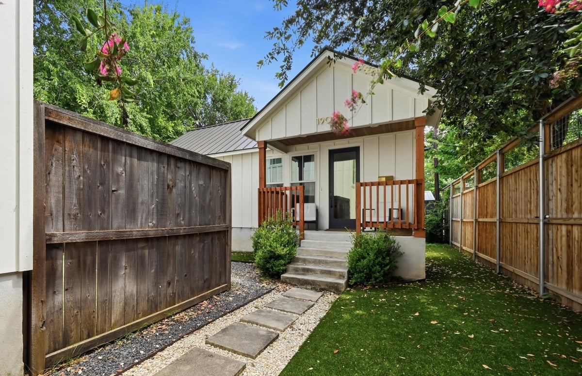 View 1903 W 30th ST Unit #B in Brykerwoods Annex 02 Resub 1903 W 30th ST Unit #B - front exterior - Luxury home in Brykerwoods Annex 02 Resub, Austin, TX