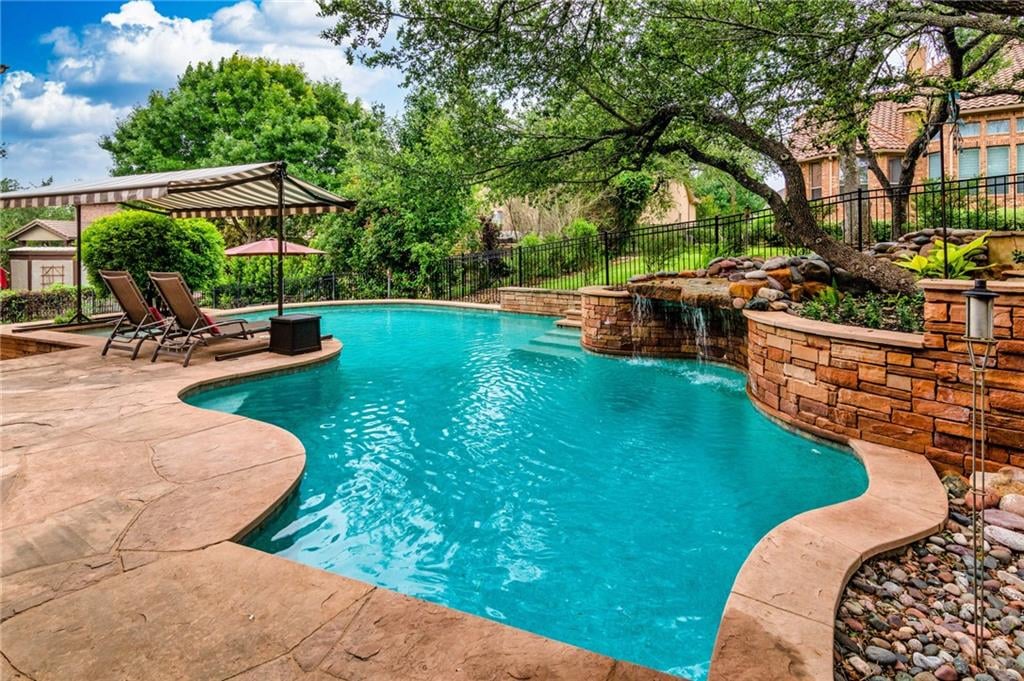 View 1904 Spanish Bay Cv in Steiner Ranch Ph 01 Sec 10b 1904 Spanish Bay Cv - front exterior - Luxury home in Steiner Ranch Ph 01 Sec 10b, Austin, TX