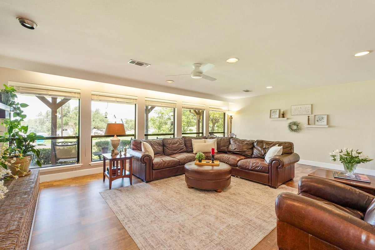 Living area at 1905 Brushy Bend Dr - 3 bed 3 bath home