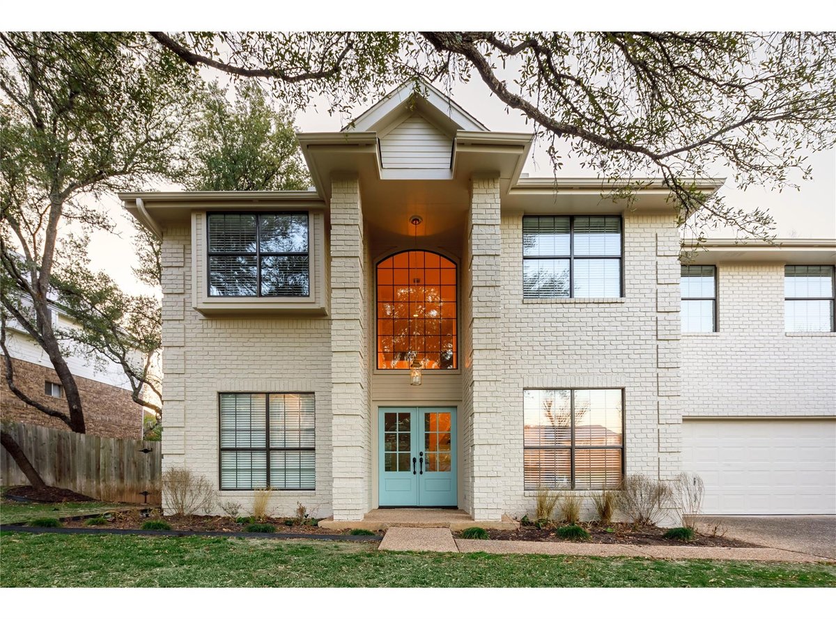 1905 Port Royal DR - property photo 1 - Luxury home in Hills Lost Creek Sec 10, Austin, TX
