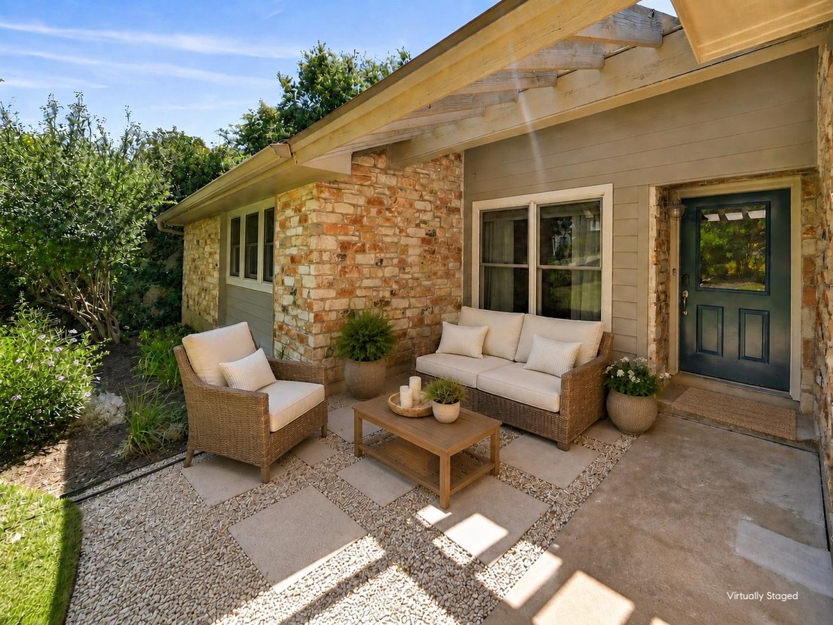 View 1905 Stoneridge RD in Countryside Sec 01 1905 Stoneridge RD - property photo 1 - Luxury home in Countryside Sec 01, Austin, TX