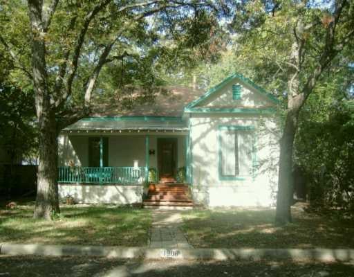 View 1906 Eva St in SWEETMAN R L ADDN 1906 Eva St - property photo 1 - Luxury home in SWEETMAN R L ADDN, Austin, TX