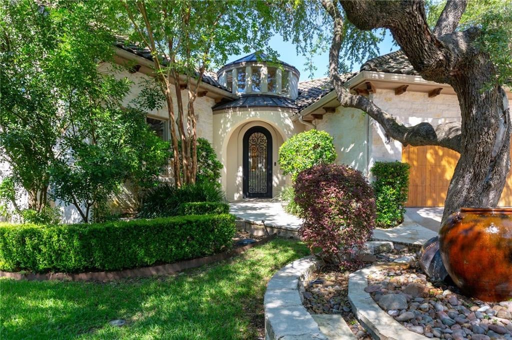 View 1907 Rue De St Tropez in Lake Austin 1907 Rue De St Tropez - property photo 1 - Luxury home in Lake Austin, Austin, TX