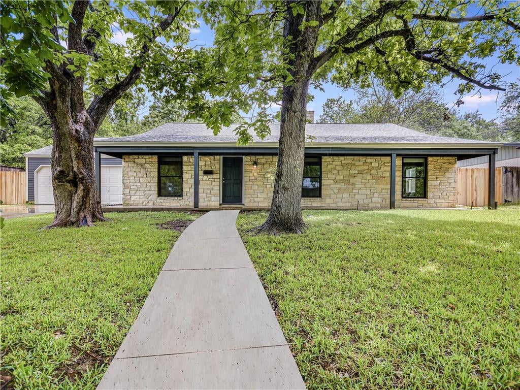 View 1909 Barton PKWY in Barton Hills Sec 05 1909 Barton PKWY - property photo 1 - Luxury home in Barton Hills Sec 05, Austin, TX