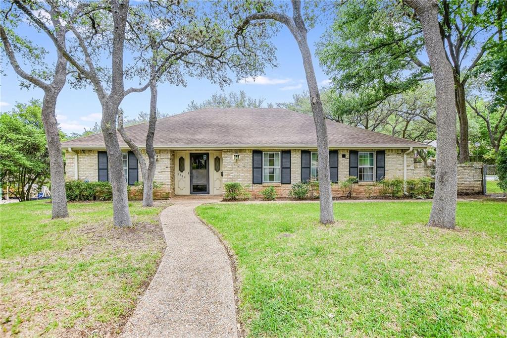 View 1909 Glencliff DR in Barton Hills Sec 06 1909 Glencliff DR - front exterior - Luxury home in Barton Hills Sec 06, Austin, TX