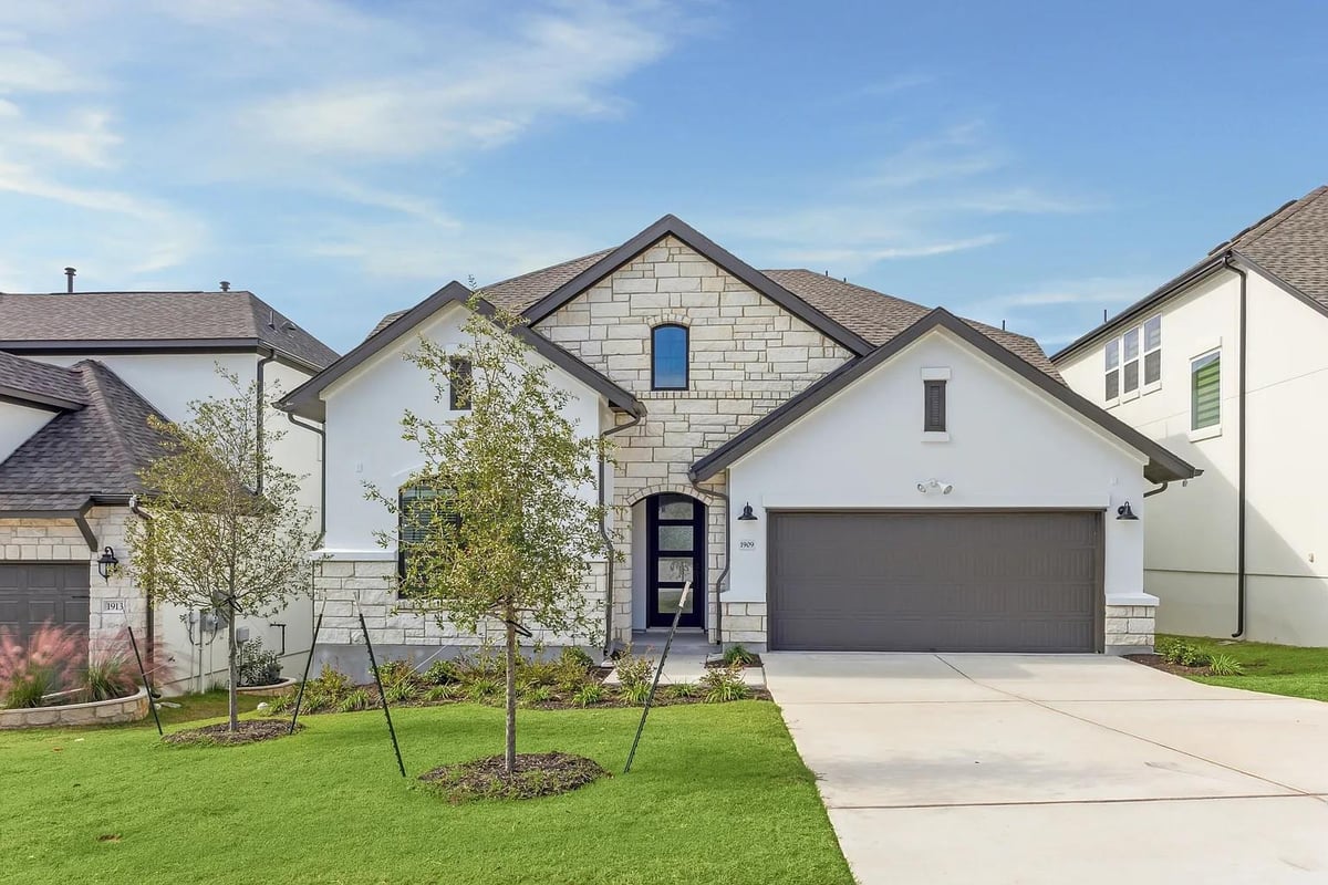 View 1909 Varese PATH in Travisso Ph 4, Sec 6A - Capri Collection 1909 Varese PATH - front exterior - Luxury home in Travisso Ph 4, Sec 6A - Capri Collection, Leander, TX