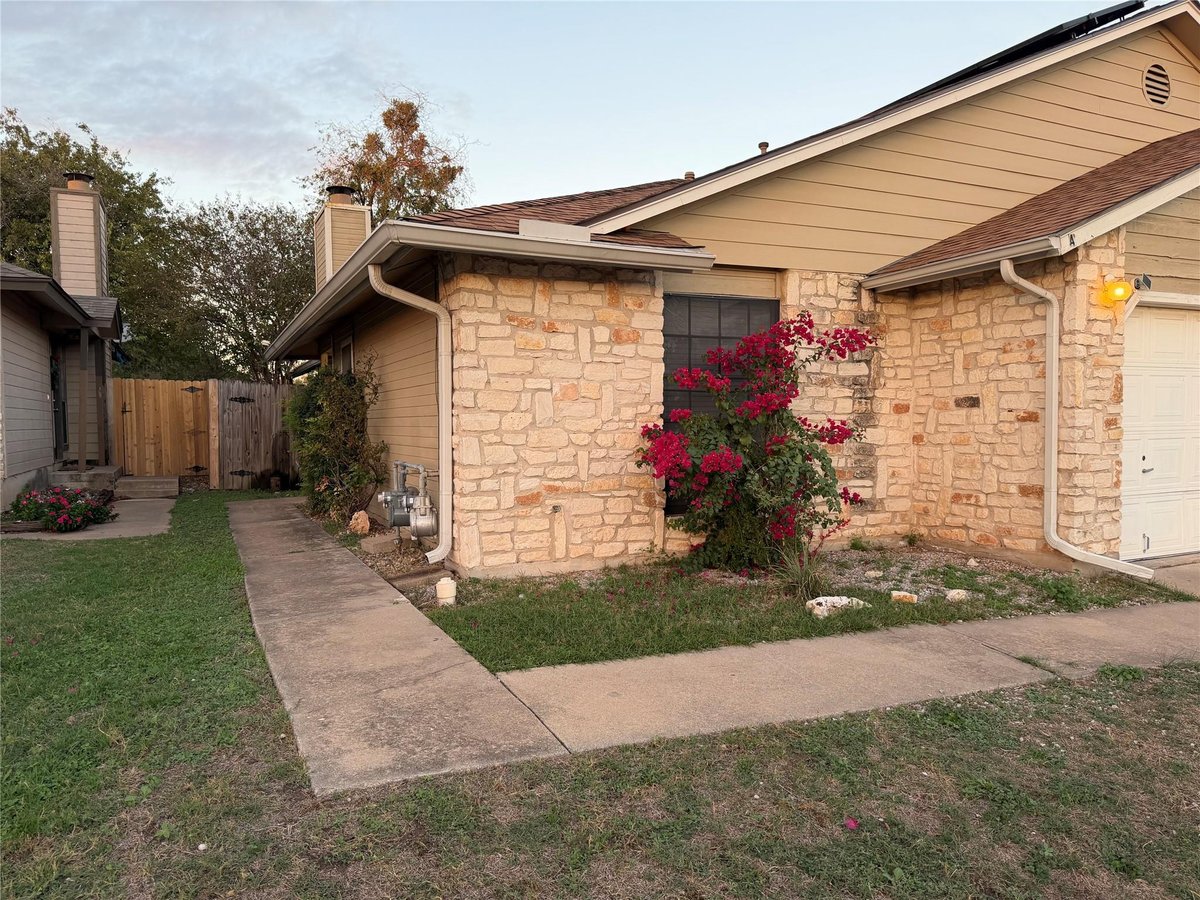 View 1910 Margalene WAY in Wells Branch Ph C Sec 03 1910 Margalene WAY - front exterior - Luxury home in Wells Branch Ph C Sec 03, Austin, TX