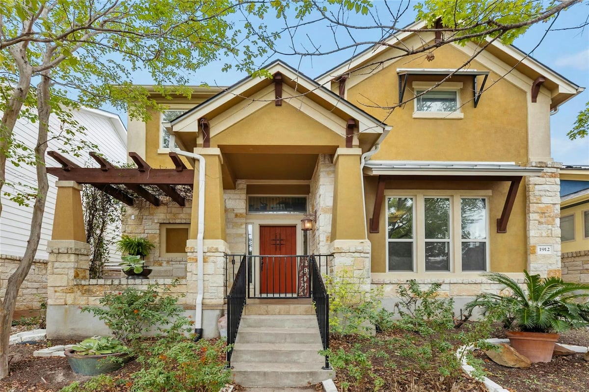 1912 Antone St - front exterior - Luxury home in Mueller Sec 04 Amd, Austin, TX
