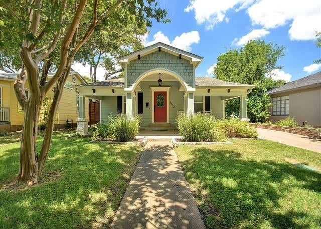 View 1912 W 36th St in Oakmont Heights 1912 W 36th St - front exterior - Luxury home in Oakmont Heights, Austin, TX