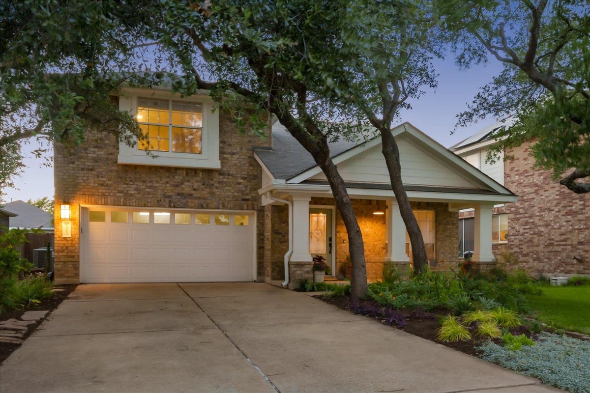 View 1915 Barnett DR in Preserve At Gann Ranch 1915 Barnett DR - front exterior - Luxury home in Preserve At Gann Ranch, Cedar Park, TX