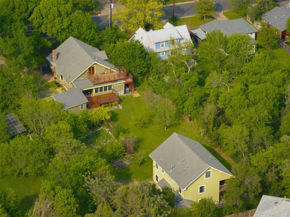 1917 Miles Ave - front exterior - Luxury home in Manchaca Estates Amd Resub, Austin, TX