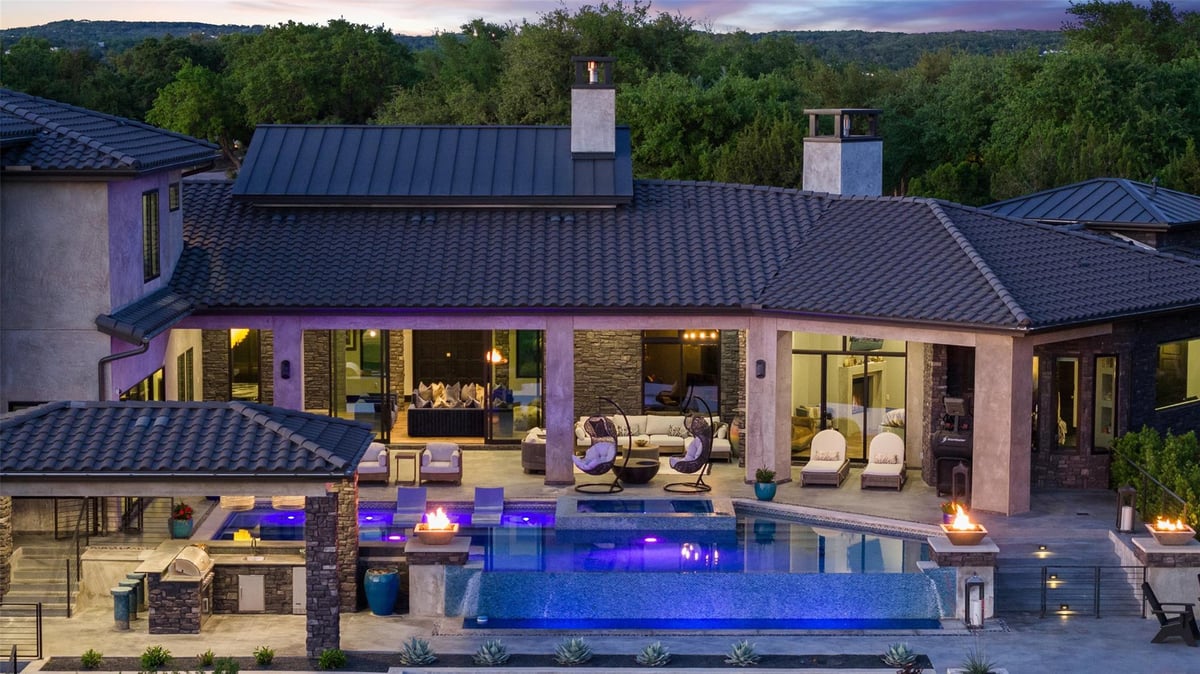 19204 Secretariat Pl - front exterior - Luxury home in Reserve At Lake Travis, Spicewood, TX