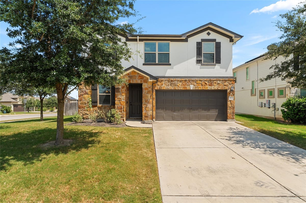 View 19221 Kimberlite DR in Pflugerville 19221 Kimberlite DR, photo 1 of 39, Pflugerville, Pflugerville, TX
