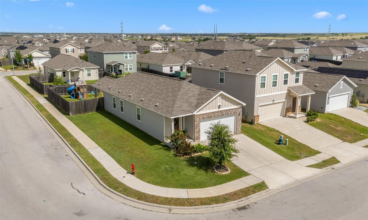View 19300 Cloudy Bay DR in Vine Crk Ph 3 19300 Cloudy Bay DR - front exterior - Luxury home in Vine Crk Ph 3, Pflugerville, TX