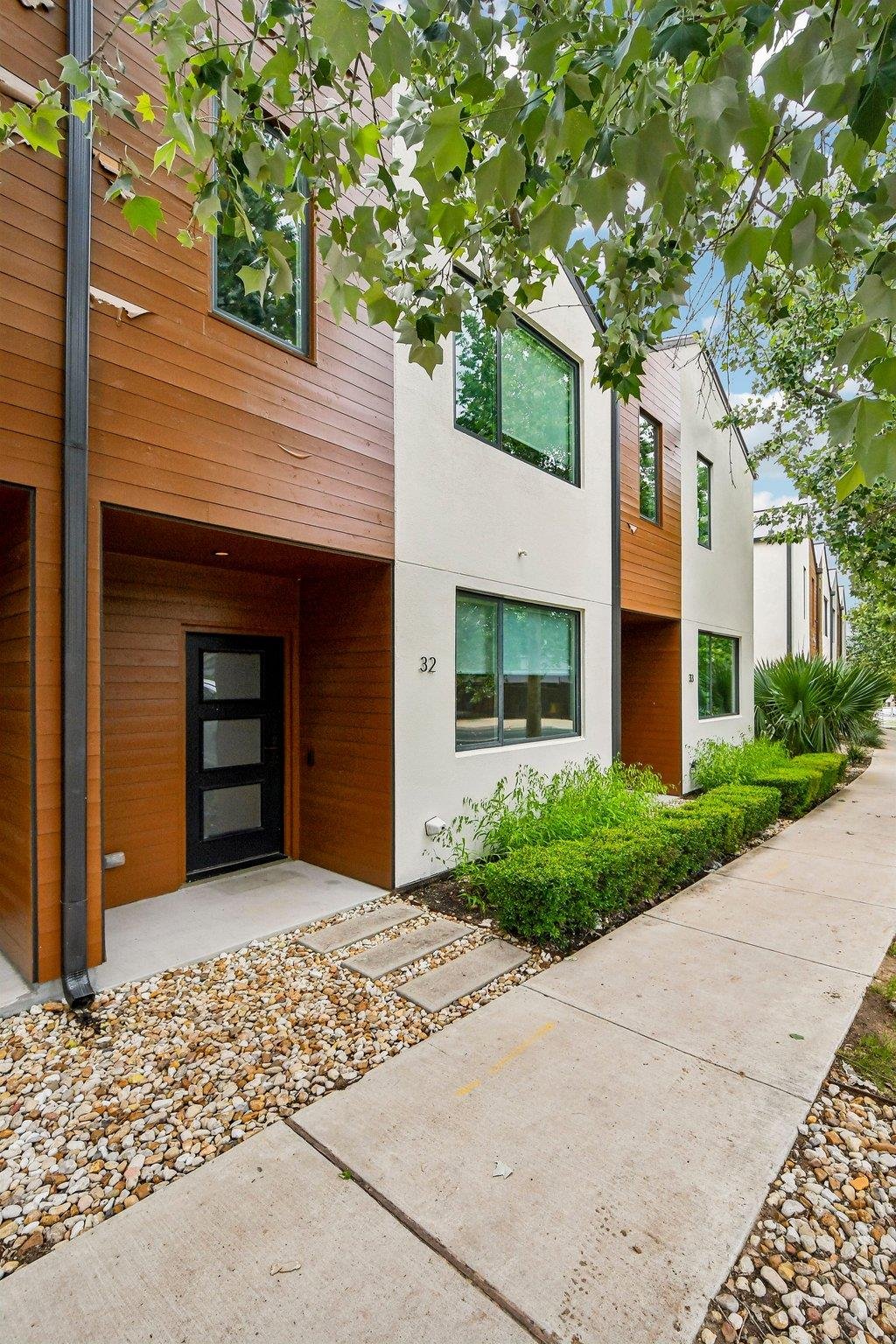 View 1931 E 38th 1/2 ST Unit #3-2 in Avion Park Condos Bldg 3 1931 E 38th 1/2 ST Unit #3-2 - front exterior - Luxury home in Avion Park Condos Bldg 3, Austin, TX