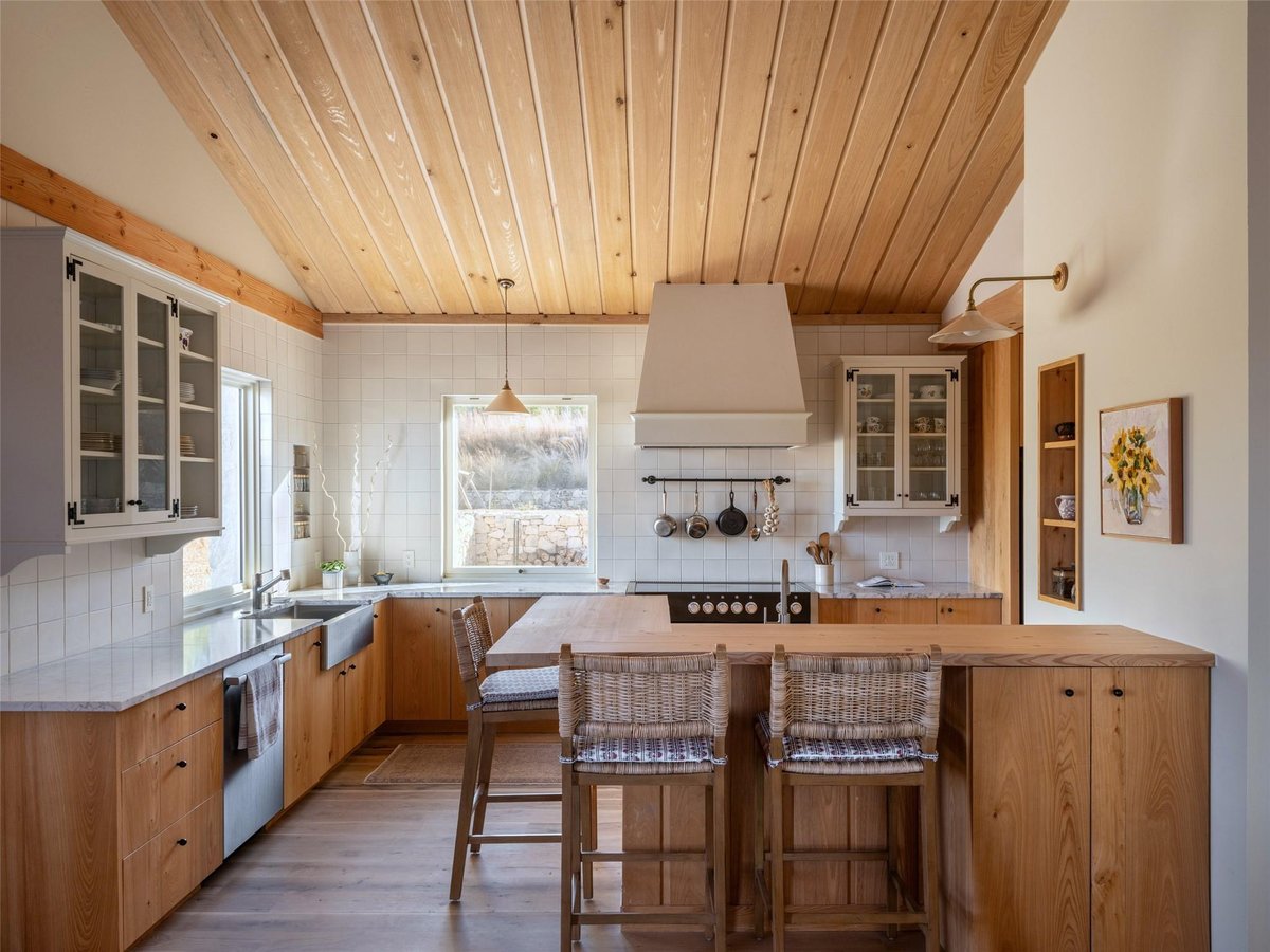 Kitchen at 1934 N Walnut Springs Rd - 2 bed 1 bath home