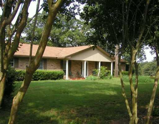 View 195 Rosanky Cattle Co RD 195 Rosanky Cattle Co RD - front exterior - Luxury home in Rosanky, TX