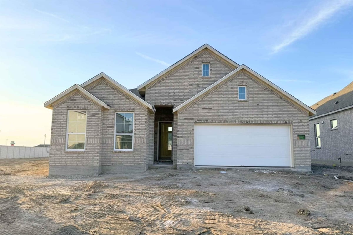 View 19504 Domino Champ Rd in Grove at Blackhawk 19504 Domino Champ Rd - front exterior - Luxury home in Grove at Blackhawk, Pflugerville, TX