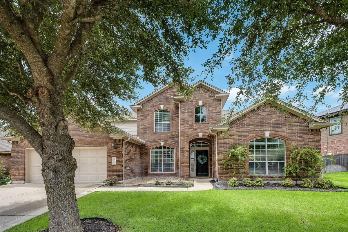19612 Moorlynch Ave - front exterior - Luxury home in Avalon, Pflugerville, TX
