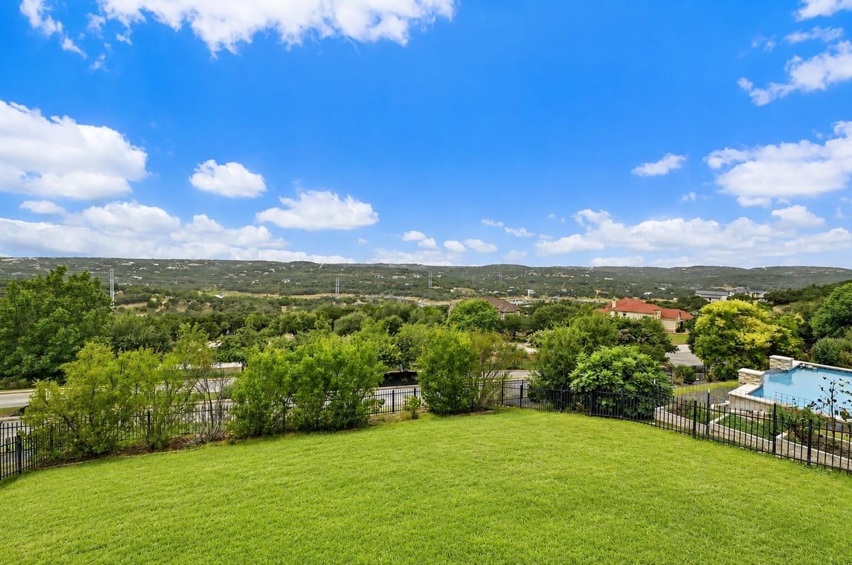 View 19618 Summit Glory TRL Unit #5 in Summit at Lake Travis 19618 Summit Glory TRL Unit #5 - property photo 1 - Luxury home in Summit at Lake Travis, Spicewood, TX