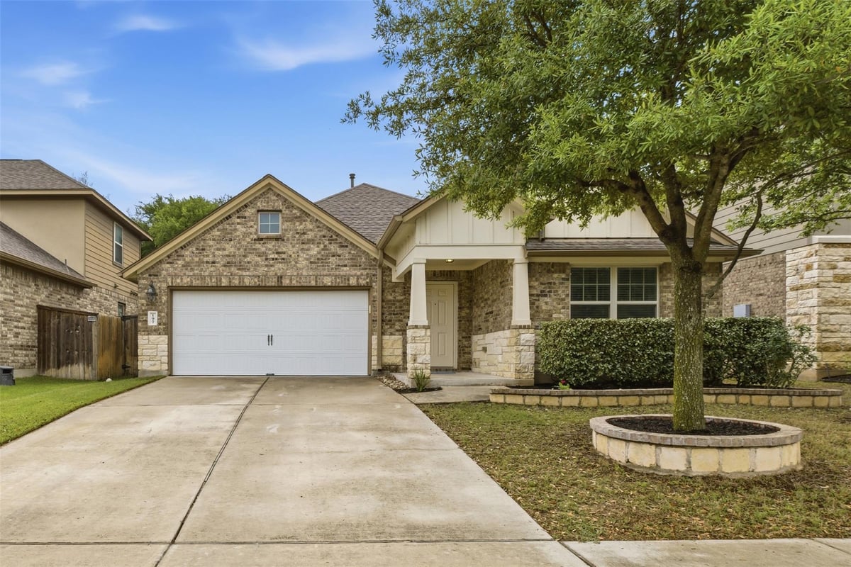 View 197 Patriot Dr in White Oak Preserve Sec One 197 Patriot Dr - front exterior - Luxury home in White Oak Preserve Sec One, Buda, TX