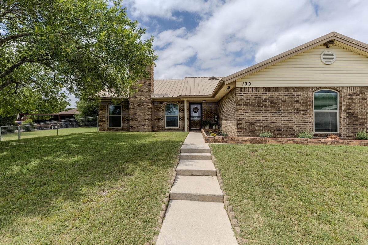 View 199 County Road 4933 in Bil-Mar Estate 199 County Road 4933 - front exterior - Luxury home in Bil-Mar Estate, Kempner, TX