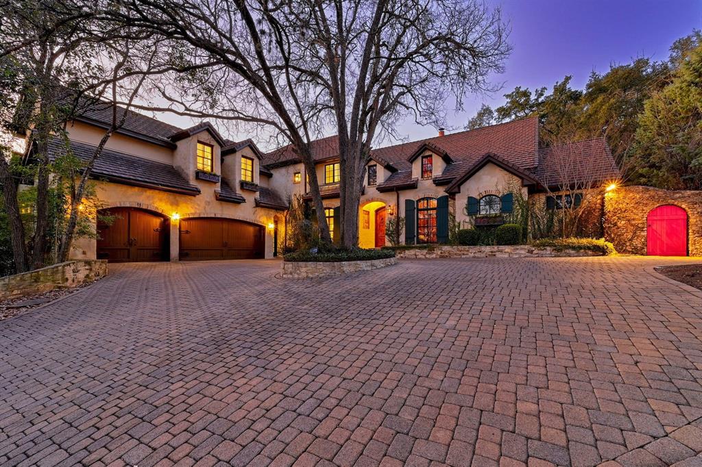 View 2 Inwood CV in Groves Rollingwood 2 Inwood CV - property photo 1 - Luxury home in Groves Rollingwood, Austin, TX