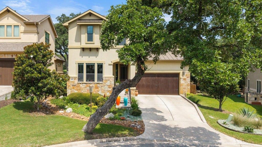 View 2 Prestonwood CV in Boulevard At Lakeway 2 Prestonwood CV - front exterior - Luxury home in Boulevard At Lakeway, Lakeway, TX