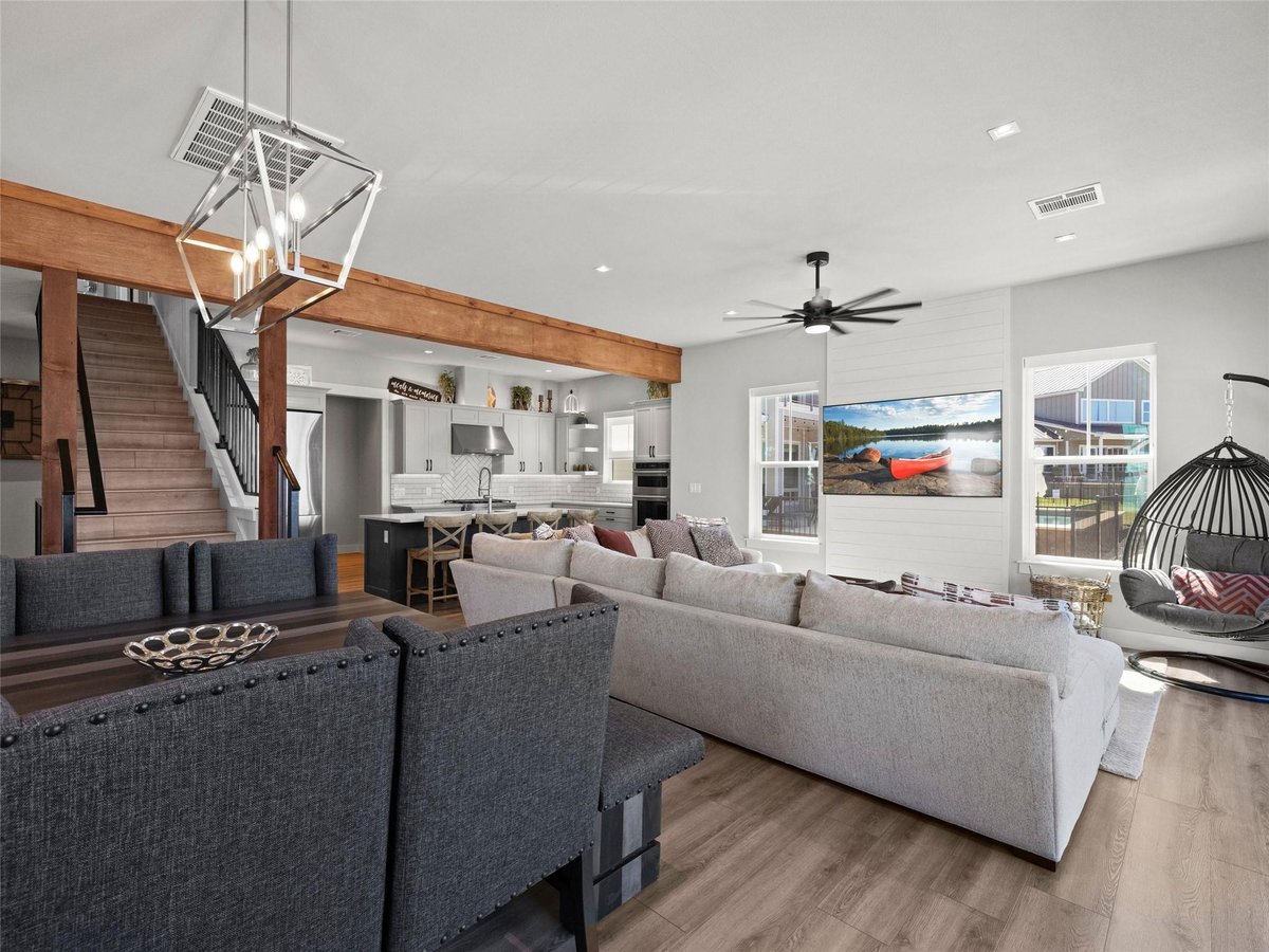 Primary bedroom at 200 Archview Ln - 6 bed 6 bath home