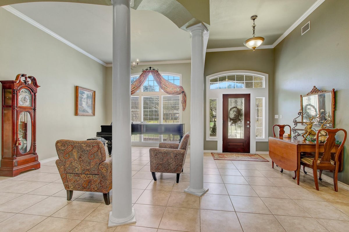 Primary bedroom at 200 Carriage House Rd - 3 bed 2 bath home