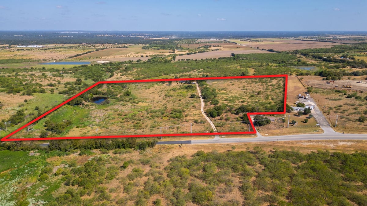 View 200 County Road 305 in Jarrell 200 County Road 305, photo 1 of 40, Jarrell, Jarrell, TX