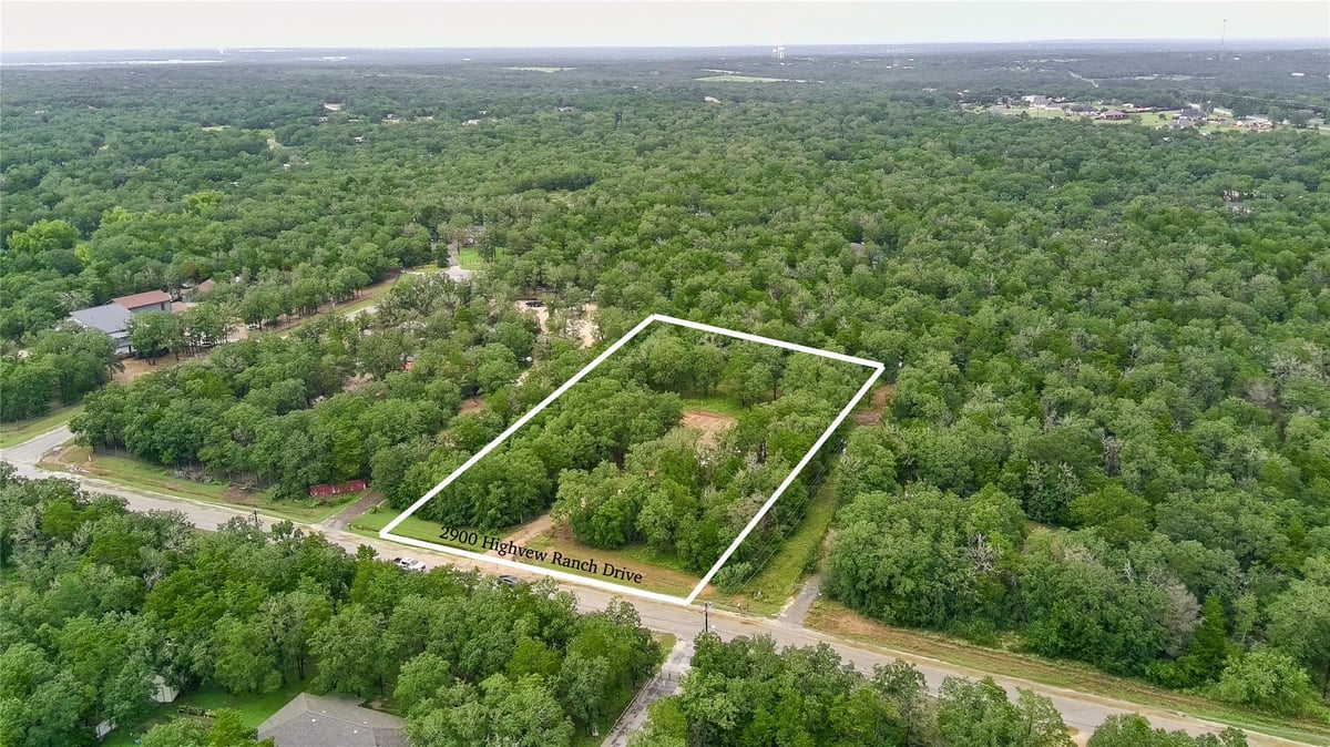 View 200 High View Ranch DR in High View Ranch Sec 01 200 High View Ranch DR - property photo 1 - Luxury lot in High View Ranch Sec 01, Cedar Creek, TX